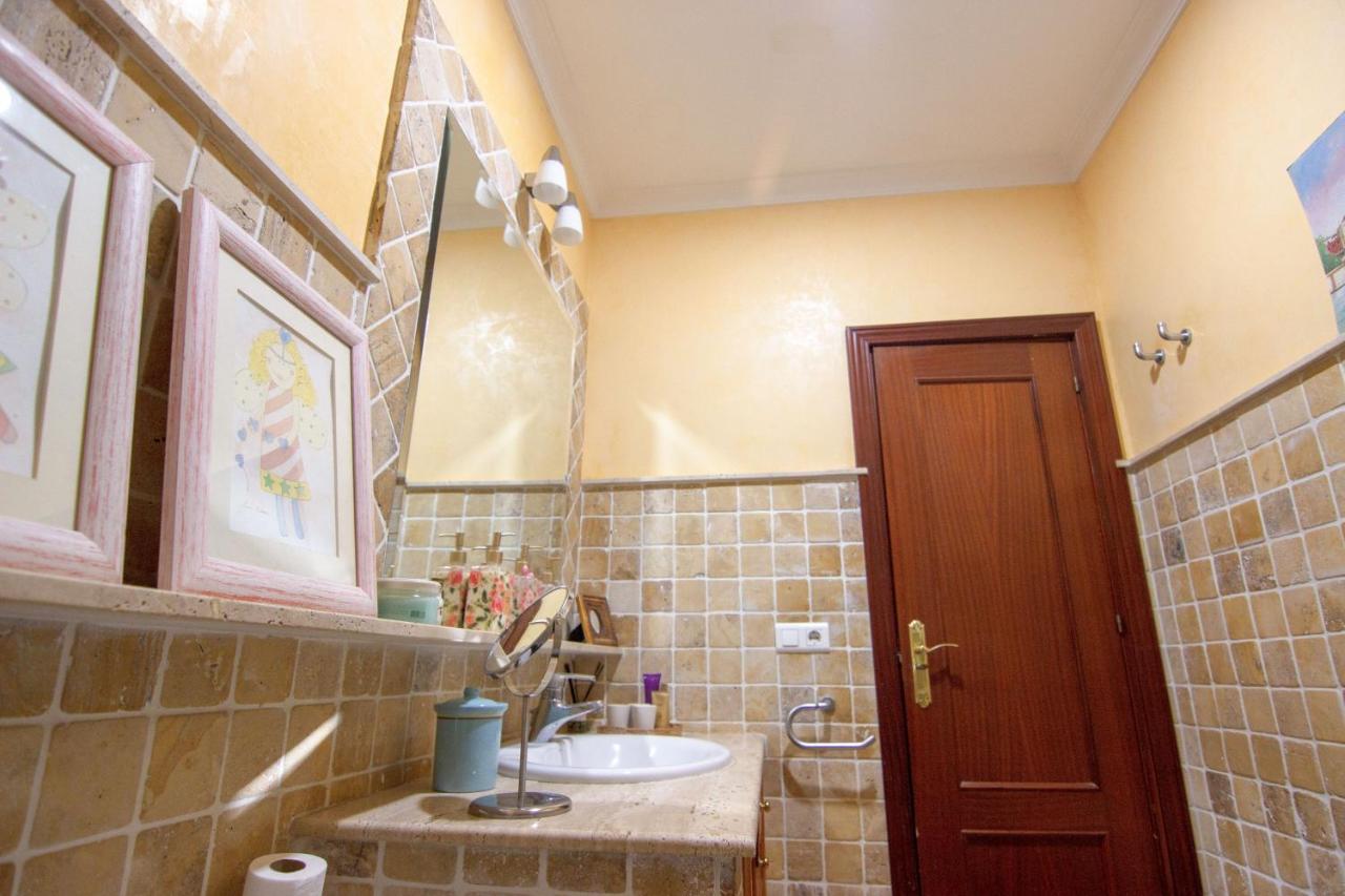 Rentalsevilla En El Mercado Del Arenal エクステリア 写真